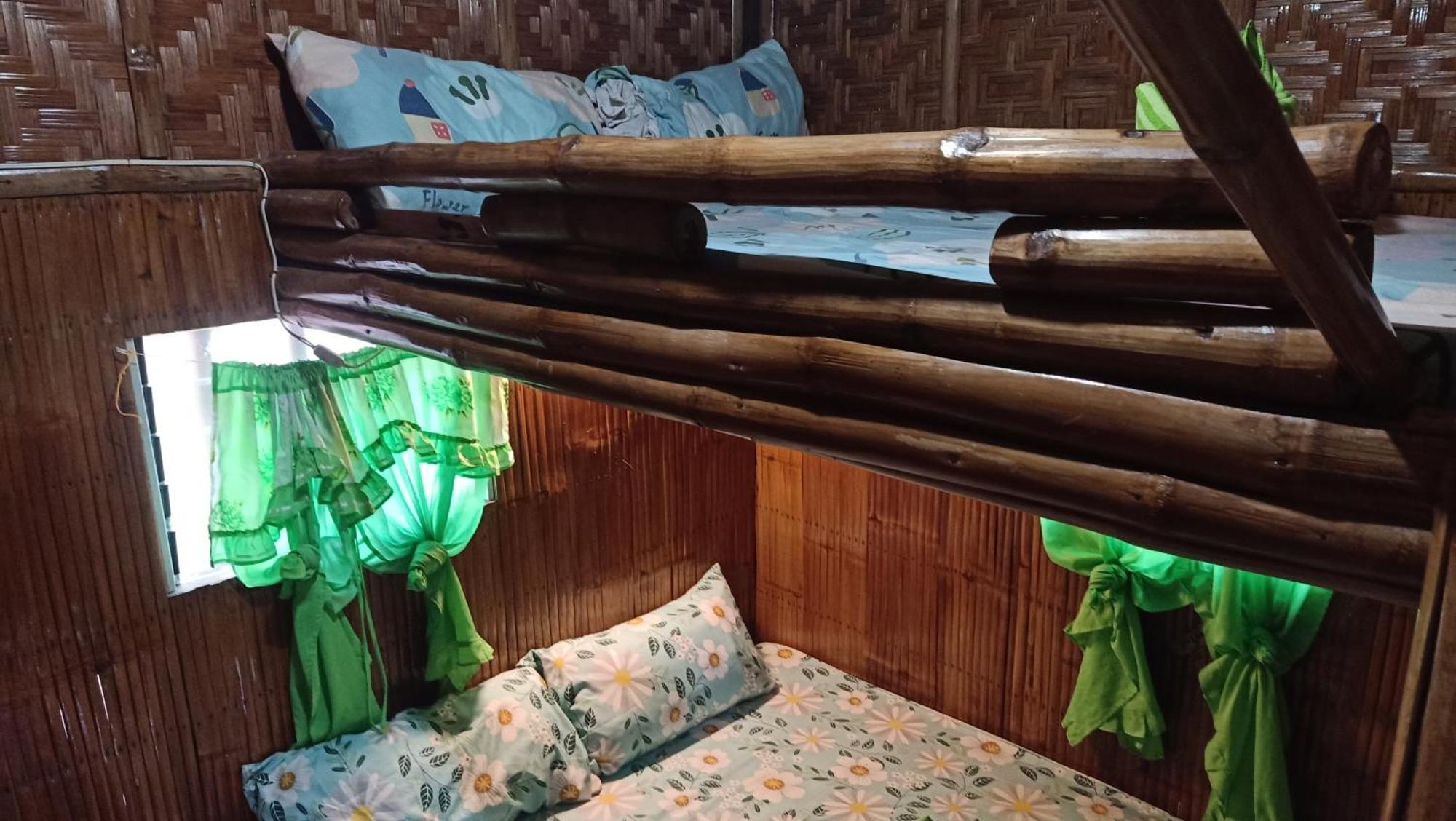 Moalboal Bamboo House / Rooms 部屋 写真